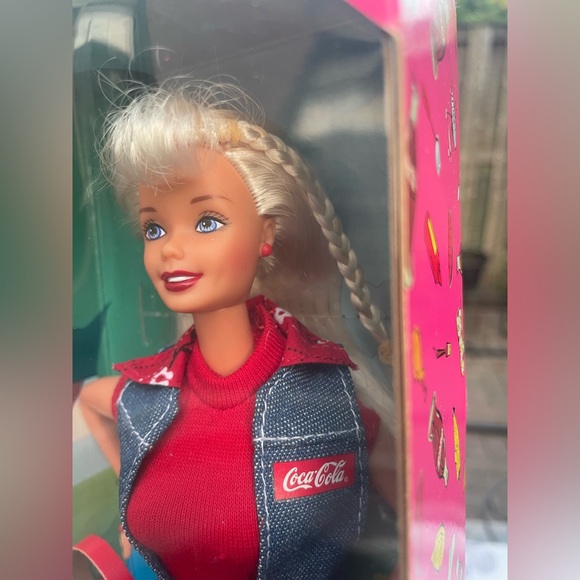 Vintage Coca-Cola Picnic Barbie Doll - Picture 11 of 11